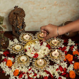 Load image into Gallery viewer, Small round diya shape crystal urli